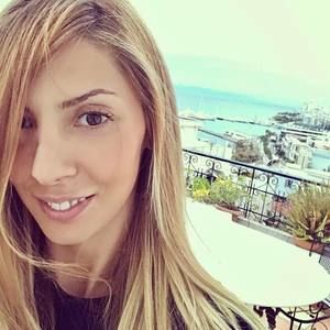 Meet your Posher, Konstantina